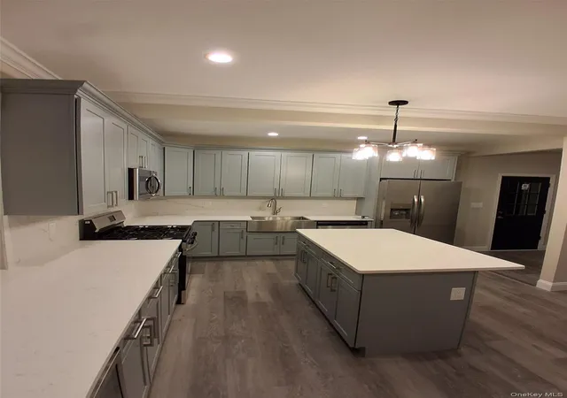 5th image of 84 Holland Ave, Hempstead, NY 11003 | MLS# 984120