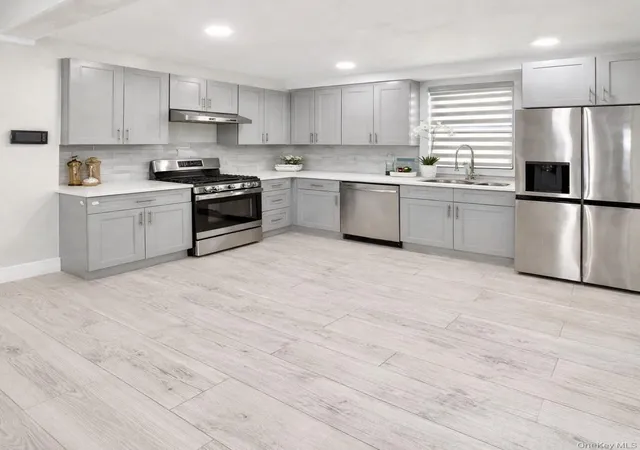3rd image of 203 Washington Ave, Cedarhurst, NY 11516 | MLS# 984188