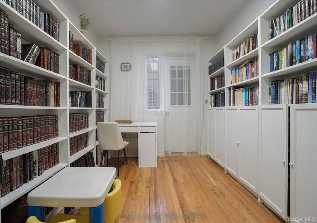 Listing Photo 4 - Condo for sale in building located at 570 Wythe Ave, New York, NY 11249 - Unit #6A