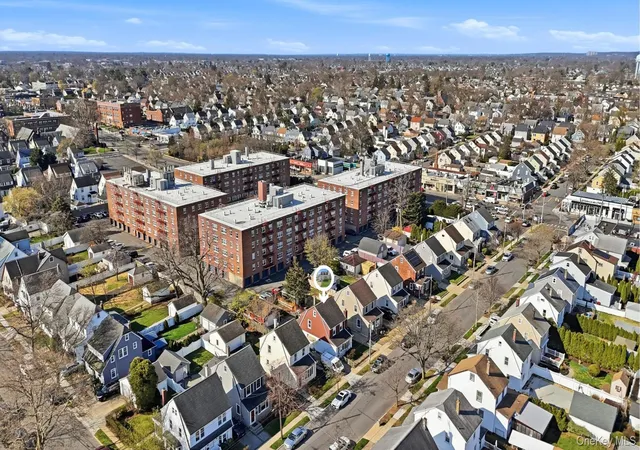 Photo 3 of Sale Pending at 38 Fordham St, Williston Park, NY 11596 | MLS# 984242 | Listing updated on 2026-05-16
