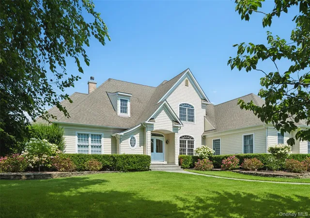Single family home for sale at 2675 Laurel Trl, Southold, NY 11948 | MLS# 984243