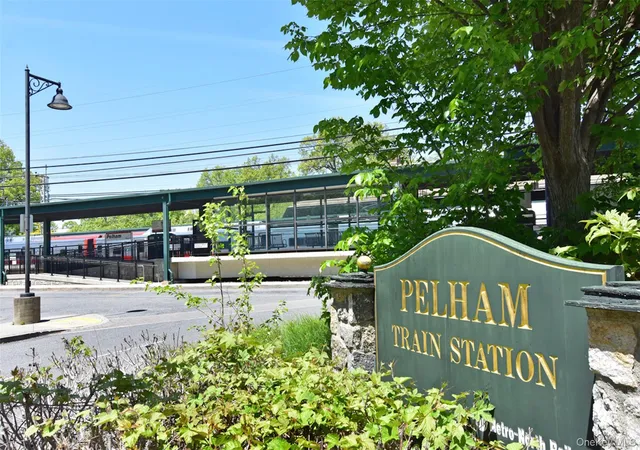 Listing Photo 2 - Condo for sale in building located at 920 Pelhamdale Ave, Pelham, NY 10803 - Unit #A2H