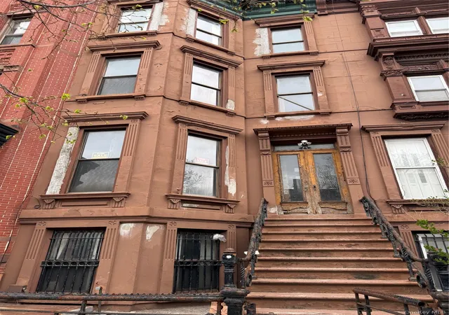 Photo 1 of Multi family home for sale at 475 Madison St, Brooklyn, NY 11221 | MLS# 984297 | Listing updated on 2026-04-22
