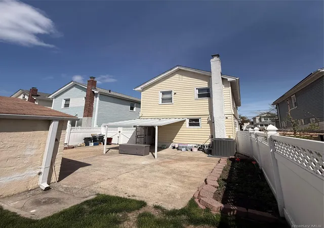 31st image of 94 46 226th St, North Hempstead, NY 11001 | MLS# 984319