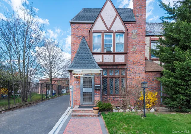Photo 1 of Single family home for sale at 116 50 227th Street, Cambria Heights, NY 11411 | MLS# 984380 | Listing updated on 2026-09-19
