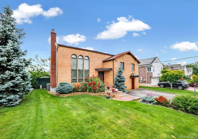 Photo 1 of Sale Pending at 3420 Woodward St, Hempstead, NY 11572 | MLS# 984381 | Listing updated on 2026-07-15