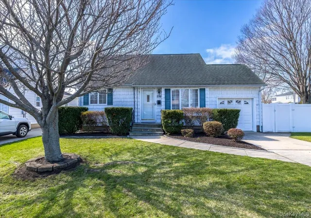 2nd image of 299 37 St, Lindenhurst, NY 11757 | MLS# 984390