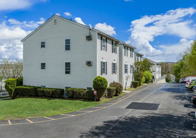 1st image of 18 Lexington Hl #8, Monroe, NY 10926 | MLS# 984536