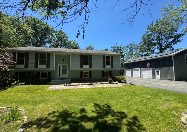 Homes for sale in Thompson, NY | 1325 Wurtsboro Mountain Rd, Thompson, NY 12790 | MLS# 984570