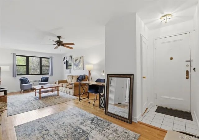Homes for sale in Greenburgh, NY | 154 Martling Avenue #10 - T5, Greenburgh, NY 10591 | MLS# 984616