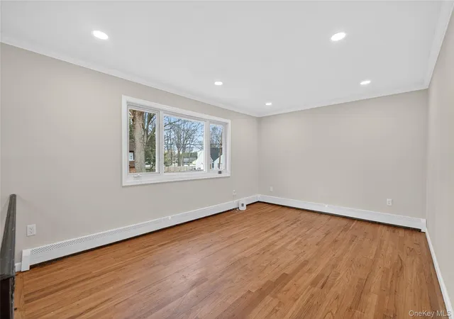 4th image of 15 Lindsay St, Huntington, NY 11743 | MLS# 984687