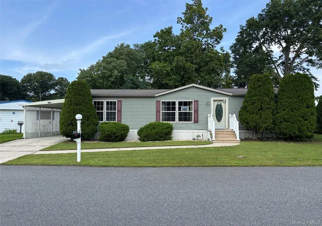 Photo 1 of Manufactured home for sale at 1661 Old Country Rd #417, Riverhead, NY 11901 | MLS# 984696 | Listing updated on 2026-08-29