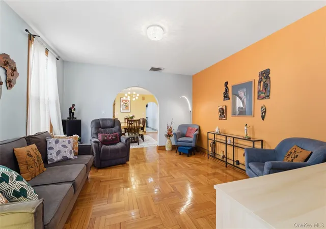 Photo 4 of Single family home for sale at 675 E 53rd Street, New York, NY 11203 | MLS# 984711 | Listing updated on 2026-07-11