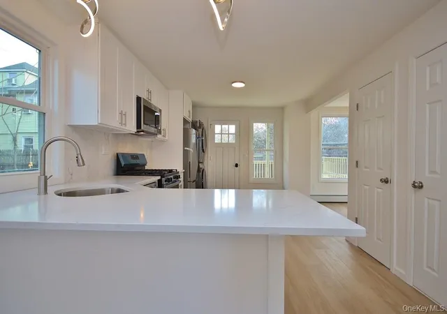 Homes for sale in Mamaroneck, NY | 431 4Th St, Mamaroneck, NY 10543 | MLS# 984719