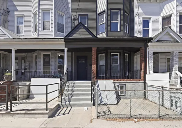 Photo 2 of Multi family home for sale at 9209 88th Avenue, Woodhaven, NY 11421 | MLS# 984728 | Listing updated on 2026-05-24