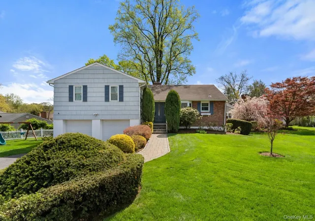 1st image of 99 Donnybrook Rd, New Rochelle, NY 10583 | MLS# 984821