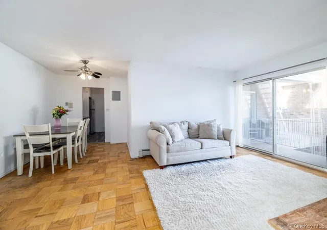 Photo 3 of Sale Pending at 90 S Park Ave #B3, Rockville Centre, NY 11570 | MLS# 984870 | Listing updated on 2026-09-19
