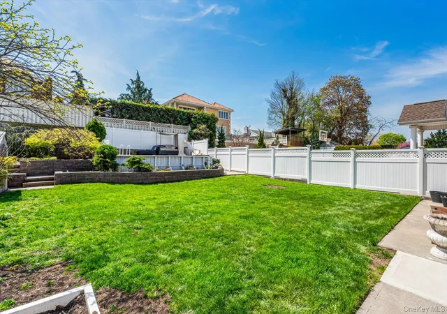 Photo 3 of Sale Pending at 141-60 11th Avenue, New York, NY 11357 | MLS# 984875 | Listing updated on 2026-09-19
