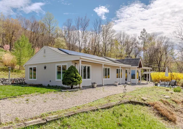 Homes for sale in Cornwall, NY | 8 Horizon Rd, Cornwall, NY 12518 | MLS# 984883
