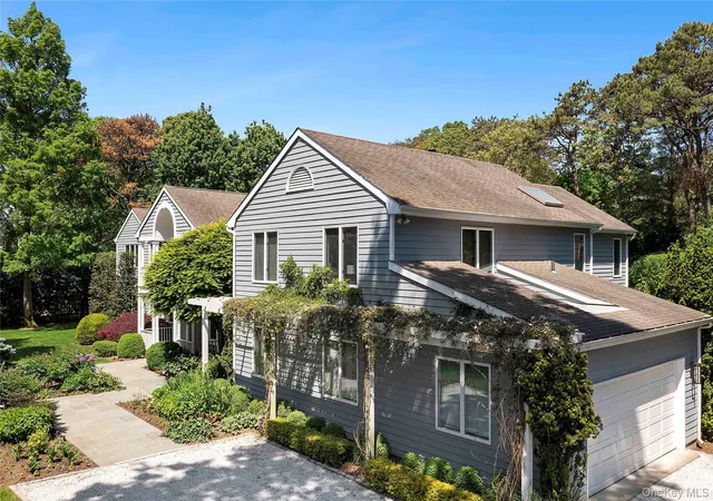 3rd image of 3 Acorn Path, Southampton, NY 11959 | MLS# 984916