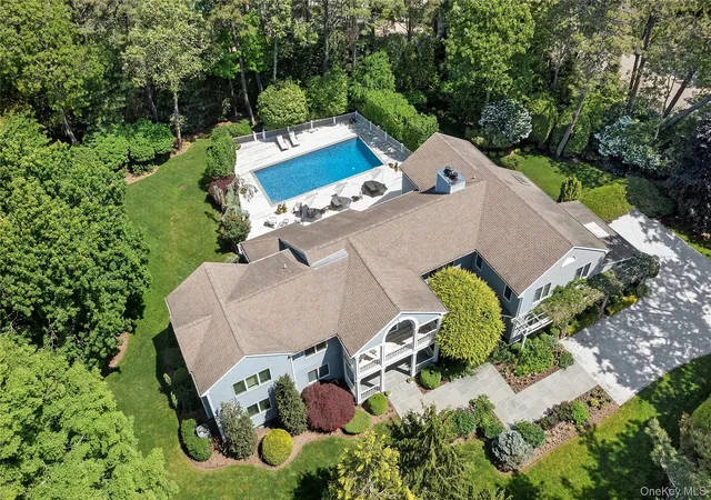 4th image of 3 Acorn Path, Southampton, NY 11959 | MLS# 984916