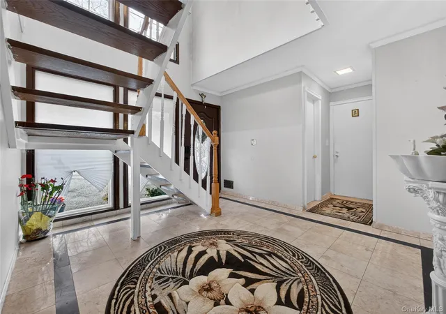 4th image of 810 Haverstraw Rd, Suffern, NY 10901 | MLS# 984964