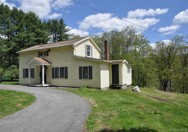 Photo 2 of Sale Pending at 550 Browning Rd, Salt Point, NY 12578 | MLS# 984981 | Listing updated on 2026-09-12
