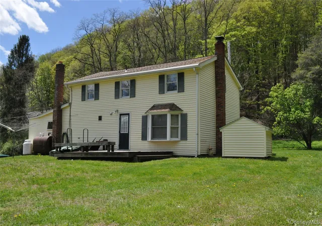 Photo 3 of Sale Pending at 550 Browning Rd, Salt Point, NY 12578 | MLS# 984981 | Listing updated on 2026-09-12