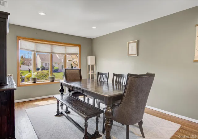 4th image of 16 Amherst Dr, Oyster Bay, NY 11758 | MLS# 984987