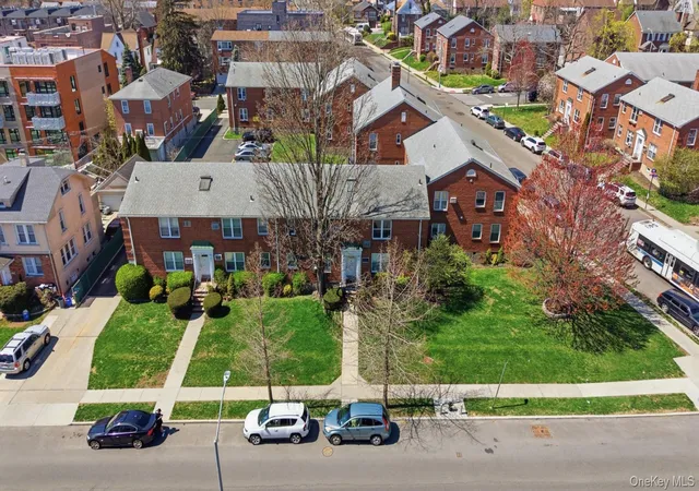 3rd image of 36-10 Utopia Parkway #E4, Flushing, NY 11358 | MLS# 984988