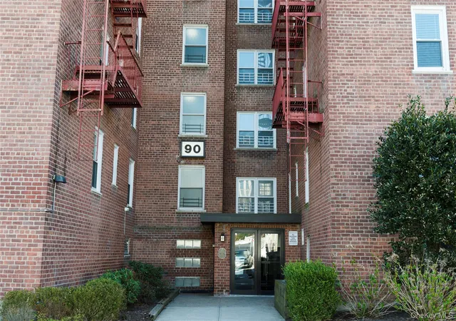 Photo 1 of Condo for sale at 90 Union St #5G, New Rochelle, NY 10805 | MLS# 984996 | Listing updated on 2026-09-16