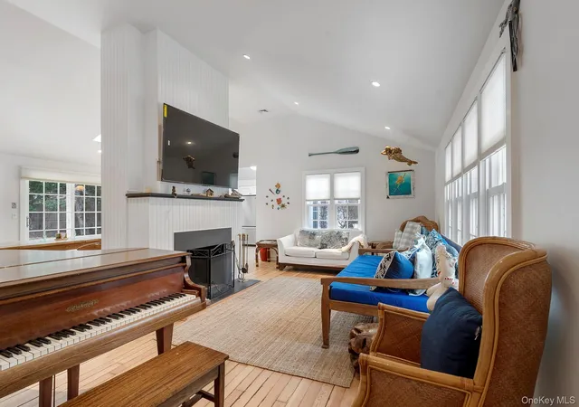 Photo 3 of Single family home for sale at 30 Sagg Rd, Southampton, NY 11962 | MLS# 985035 | Listing updated on 2026-09-01