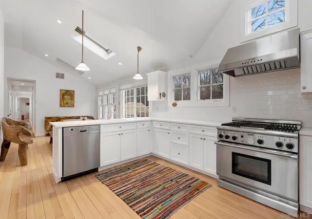 Photo 4 of Single family home for sale at 30 Sagg Rd, Southampton, NY 11962 | MLS# 985035 | Listing updated on 2026-09-01