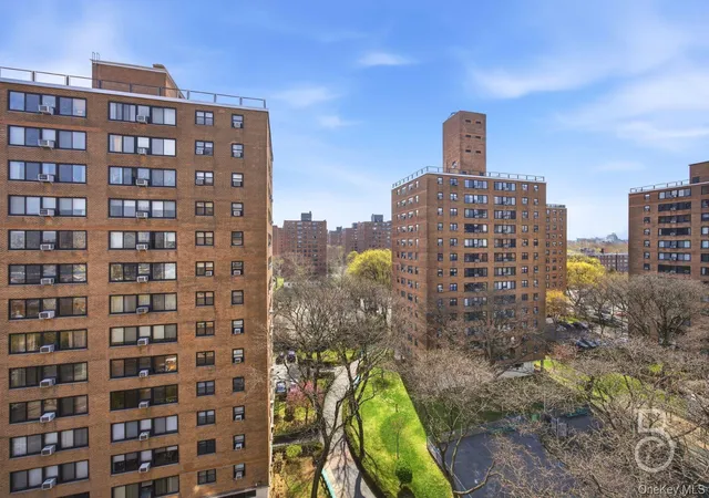 14th image of 33 43 14th St #10A, Astoria, NY 11106 | MLS# 985064