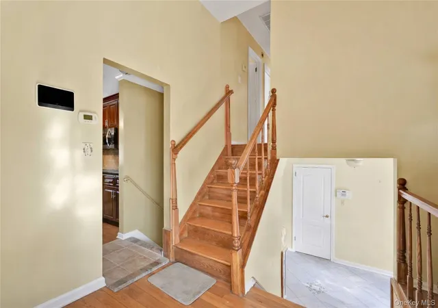 4th image of 1244 Village Ct, Hempstead, NY 11510 | MLS# 985071