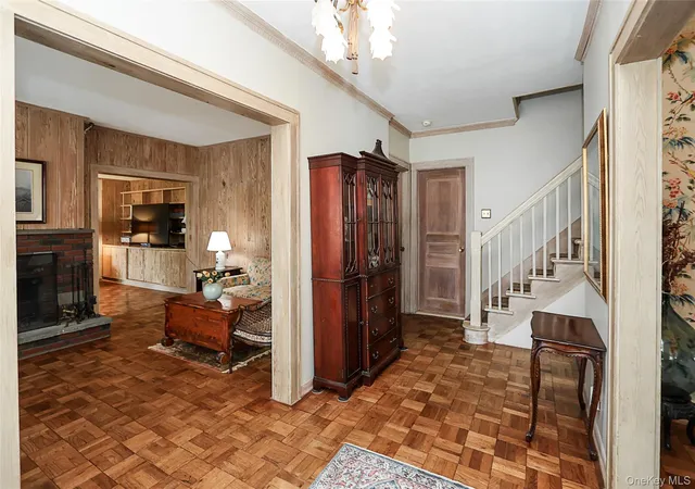 Photo 4 of Sale Pending at 101a Glenwood Rd, North Hempstead, NY 11547 | MLS# 985078 | Listing updated on 2026-05-14