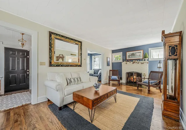 Photo 3 of Sale Pending at 33 Harding Ave, Hempstead, NY 11563 | MLS# 985096 | Listing updated on 2026-06-25
