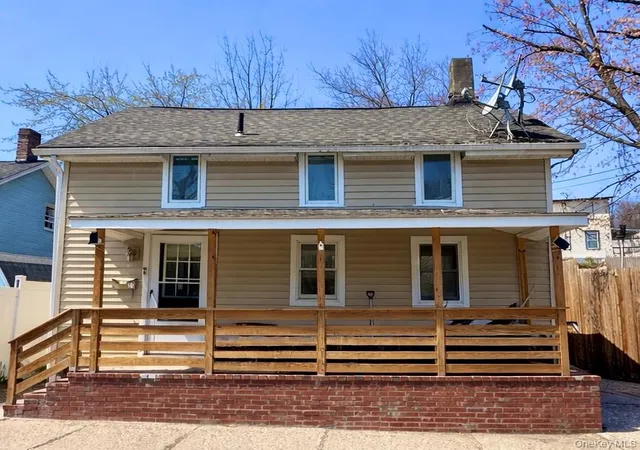 2nd image of 21 Center St, Highlands, NY 10928 | MLS# 985113