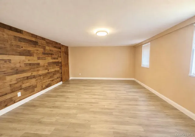 3rd image of 21 Center St, Highlands, NY 10928 | MLS# 985113