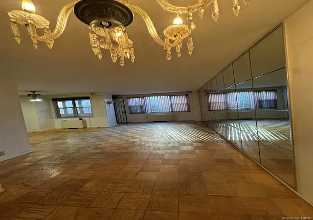 4th image of 70-25 Yellowstone Blvd #1 Y, Forest Hills, NY 11375 | MLS# 985148