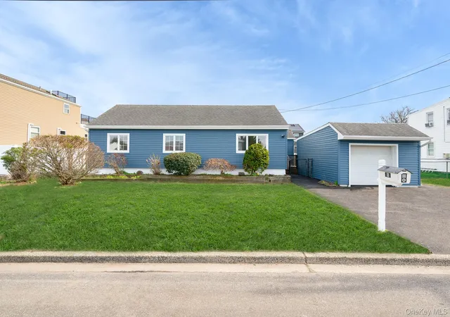 1st image of 33 E Seacrest Ave, Lindenhurst, NY 11757 | MLS# 985183
