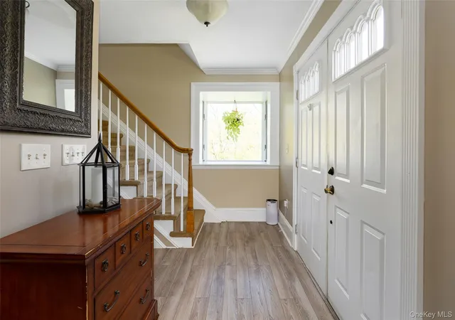 Photo 3 of Sale Pending at 126 E Fallkill Rd, Hyde Park, NY 12538 | MLS# 985305 | Listing updated on 2026-08-29