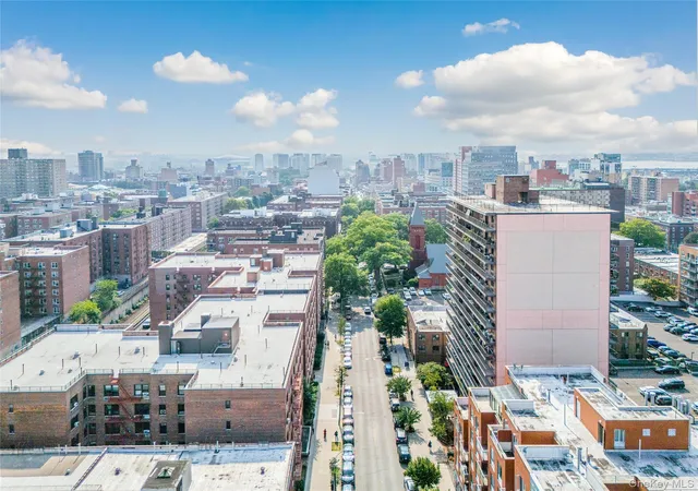 2nd image of 143-40 Roosevelt Ave, Flushing, NY 11354