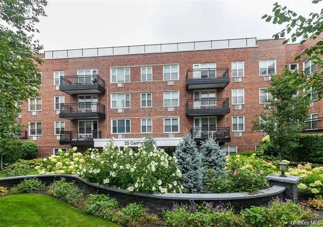 23rd image of 25 Canterbury Rd #2F, North Hempstead, NY 11021 | MLS# 985426