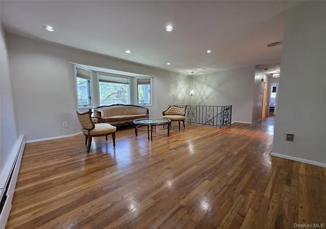 4th image of 415 Yale Ave, Hempstead, NY 11598 | MLS# 985493
