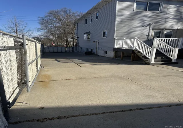 3rd image of 311 Durant Ave, New York, NY 10308 | MLS# 985511