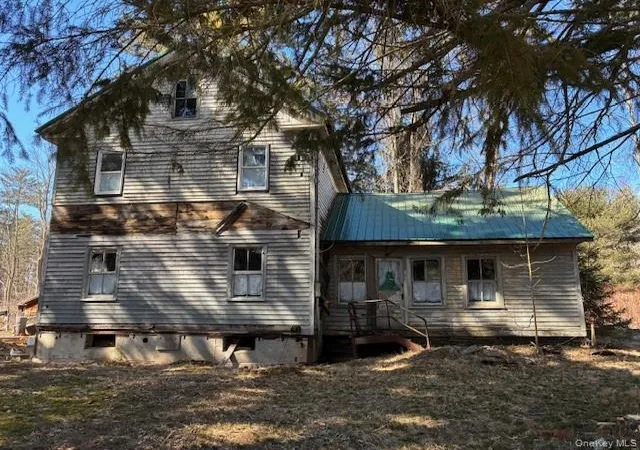 Photo 3 of Single family home for sale at 17 Deep Holw Hl Rd, Narrowsburg, NY 12764 | MLS# 985558 | Listing updated on 2026-04-16
