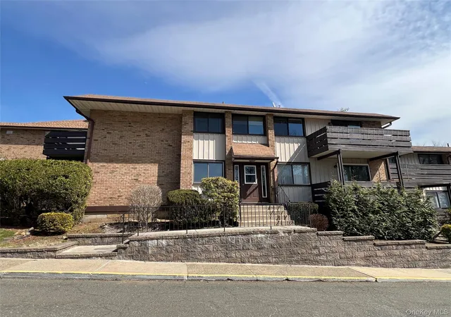 Photo 1 of Condo for sale at 137 Sierra Vista Ln, Clarkstown, NY 10989 | MLS# 985559 | Listing updated on 2026-09-15