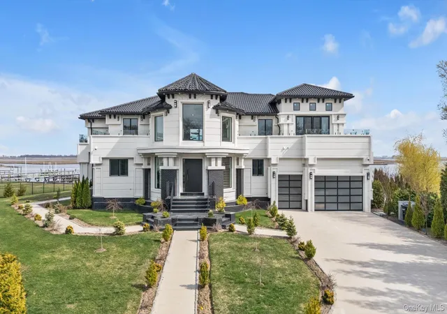 Photo 1 of Mansion for sale at 190 Curtis Rd, Woodmere, NY 11598 | MLS# 985566 | Listing updated on 2026-07-07