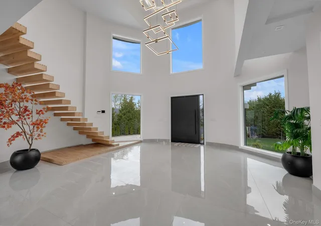 Photo 2 of Mansion for sale at 190 Curtis Rd, Woodmere, NY 11598 | MLS# 985566 | Listing updated on 2026-07-07